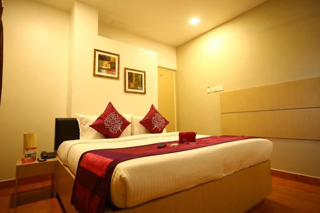 Oyo 968 Hotel Poigai Chennai Esterno foto
