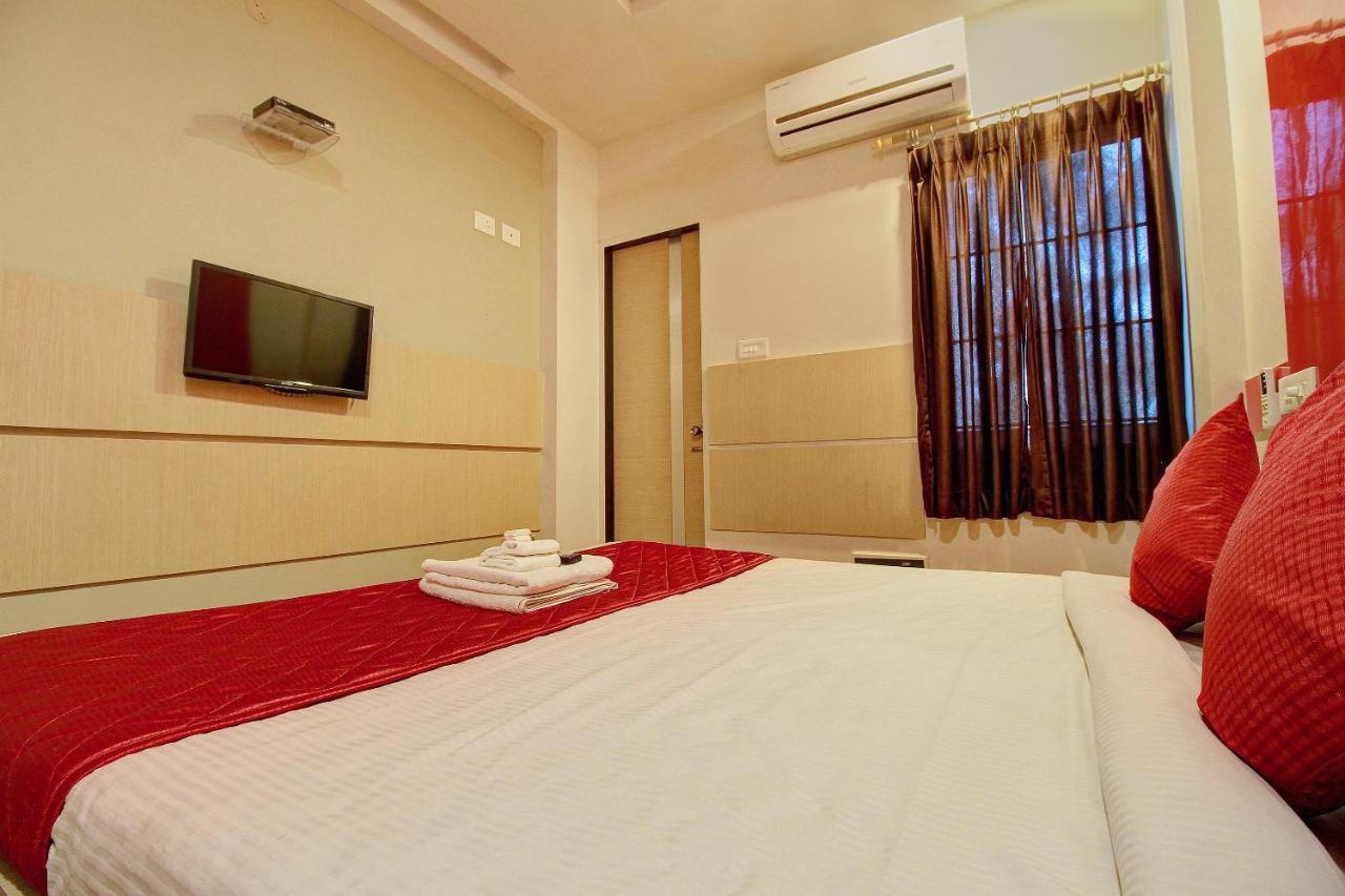 Oyo 968 Hotel Poigai Chennai Esterno foto